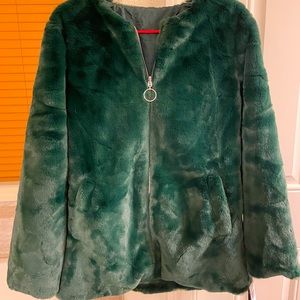 NWT Sebby Green Reversible Faux Fur Coat M